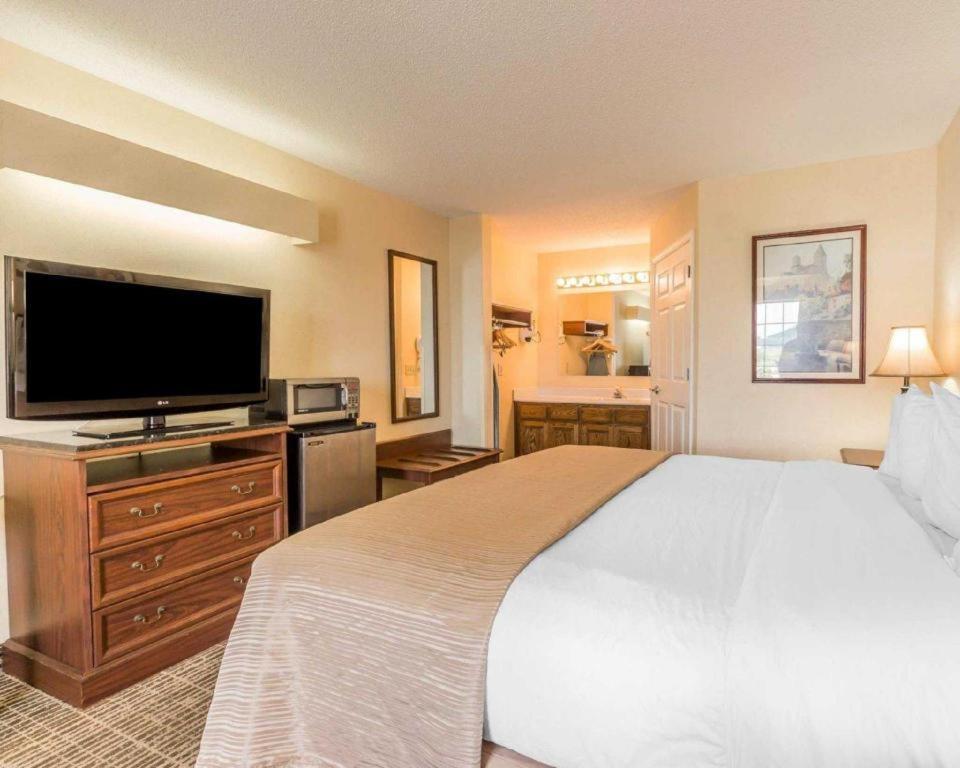 Rodeway Inn Sylacauga Hwy 280 エクステリア 写真