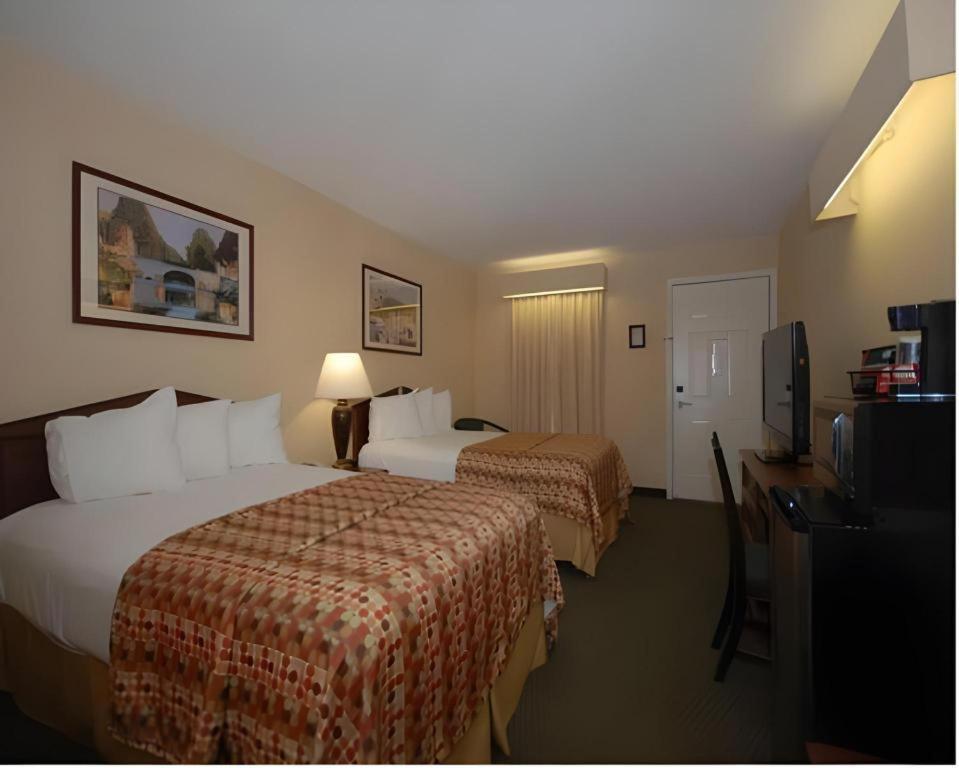 Rodeway Inn Sylacauga Hwy 280 エクステリア 写真